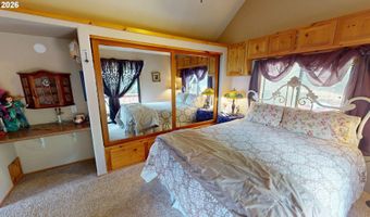19921 WHALESHEAD Rd U6, Brookings, OR 97415