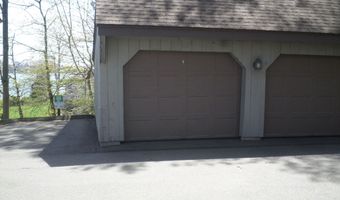 16 Harbour Vlg B, Branford, CT 06405