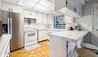 1330 CRISSEY Cir, Brookings, OR 97415