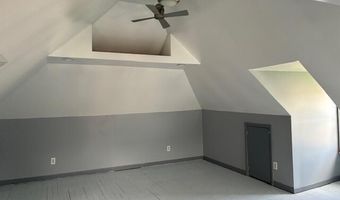 215 N 10th Ave, Altoona, PA 16601