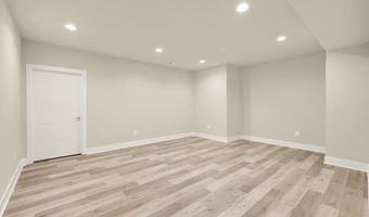 8613 MELWOOD Rd, Bethesda, MD 20817