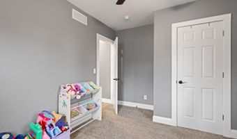 734 S Winter St, Adrian, MI 49221