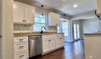 292 AVALON Ln, Anniston, AL 36207