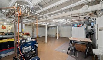 1737 Wampanoag Trl, Barrington, RI 02806
