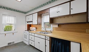 381 N Charles St, Adrian, MI 49221