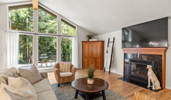 22276 VAUGHN Rd, Veneta, OR 97487