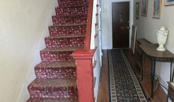 16 School St, Brattleboro, VT 05301