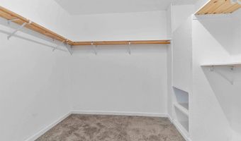9945 W Meyers Ct, Angola, IN 46703