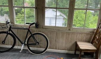 45 Greenway N, Albany, NY 12208