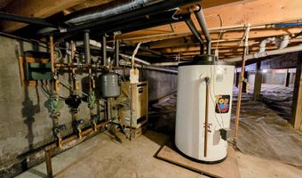 77 Trapper Rd, Campton, NH 03223