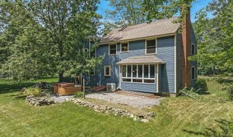 38 Cambridge Rd, Bedford, NH 03110