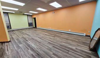 121 W Oak St Ste 1, Amityville, NY 11701