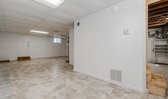 1226 N TAYLOR St, Arlington, VA 22201