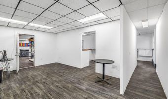 1567 Hammond St, Bangor, ME 04401