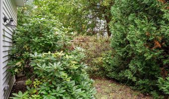 687 Myrtle Ave, Albany, NY 12208