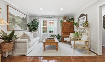 661 N ARMISTEAD St, Alexandria, VA 22312