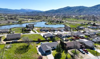 20220 Sears Dr, Tehachapi, CA 93561