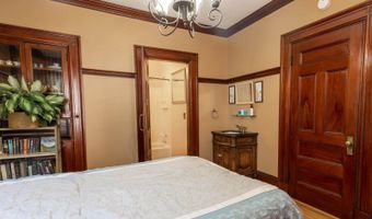 18 Hudson St, Bangor, ME 04401
