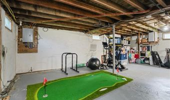 40 Queen St, North Kingstown, RI 02852