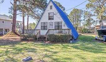50 Fiesta Dr, Alligator Point, FL 32346
