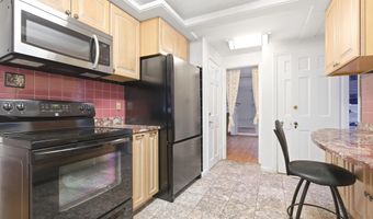 6525 13TH St NW, Washington, DC 20012