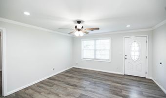 800 Woodall St, Albertville, AL 35951