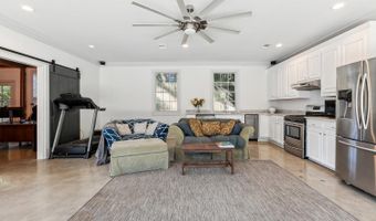 6363 Sevenoaks Ave, Baton Rouge, LA 70806