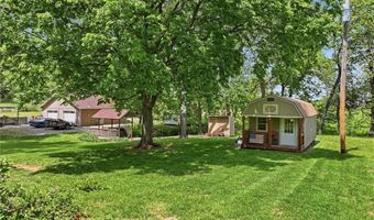 15120 Briarwood Dr, Basehor, KS 66007