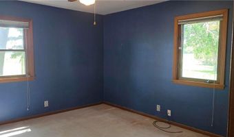 1713 S Shore Dr, Albert Lea, MN 56007