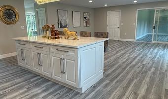 104 LAKE FRONT Dr, Dover, DE 19904