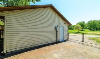 15769 Hayes Trl, Apple Valley, MN 55124