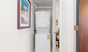 322 Aoloa St 612, Kailua, HI 96734