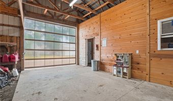 6246 Slater Rd, Andover, OH 44003