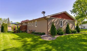 207 Hatton Ave, Dallas Center, IA 50063