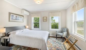 7 Prospect Ave, Narragansett, RI 02882