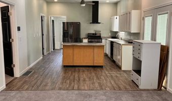 621 Emerson Ave, Alliance, NE 69301