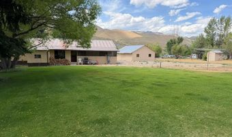 425 River Dr, Challis, ID 83226