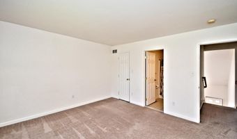 5631 STONECROFT Ln, Allentown, PA 18106