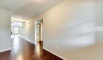 925 Meramec Grove Dr, Ballwin, MO 63021