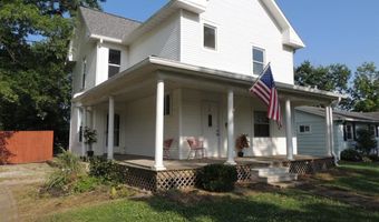 401 S Third St, Altamont, IL 62411