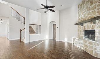 901 Glendale Dr, Anna, TX 75409