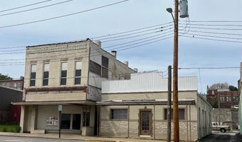 538 E Broadway St, Alton, IL 62002