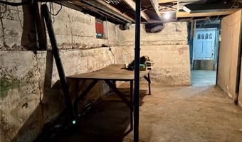 3013 Mayfield Ave, Alton, IL 62002