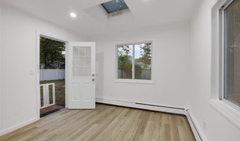 45 N Ronald Dr, Amityville, NY 11701