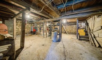 2165 STATE St, Alburtis, PA 18011