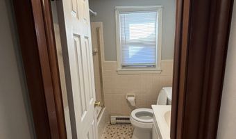 10 Crown St 10, Bristol, CT 06010