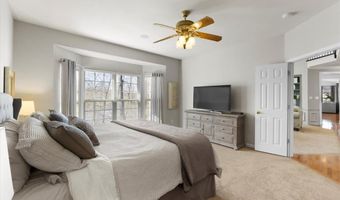 1209 Kiefer Springs Ct, Ballwin, MO 63021