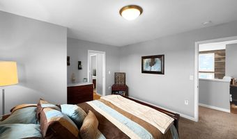 3906 Lone Peak Dr, Bismarck, ND 58503