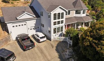217 MARINE Dr, Brookings, OR 97415