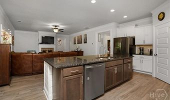 297 Woodbury Ln, Hull, GA 30646